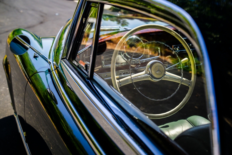 grundfor-italian-mercedes-300s-blue-green-264