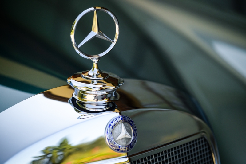grundfor-italian-mercedes-300s-2-tone-005