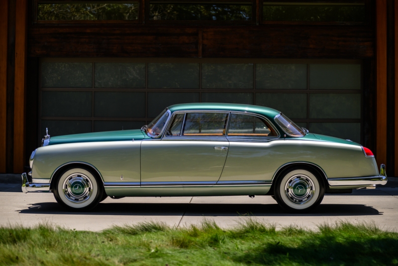 grundfor-italian-mercedes-300s-2-tone-281