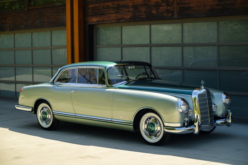 grundfor-italian-mercedes-300s-2-tone-047