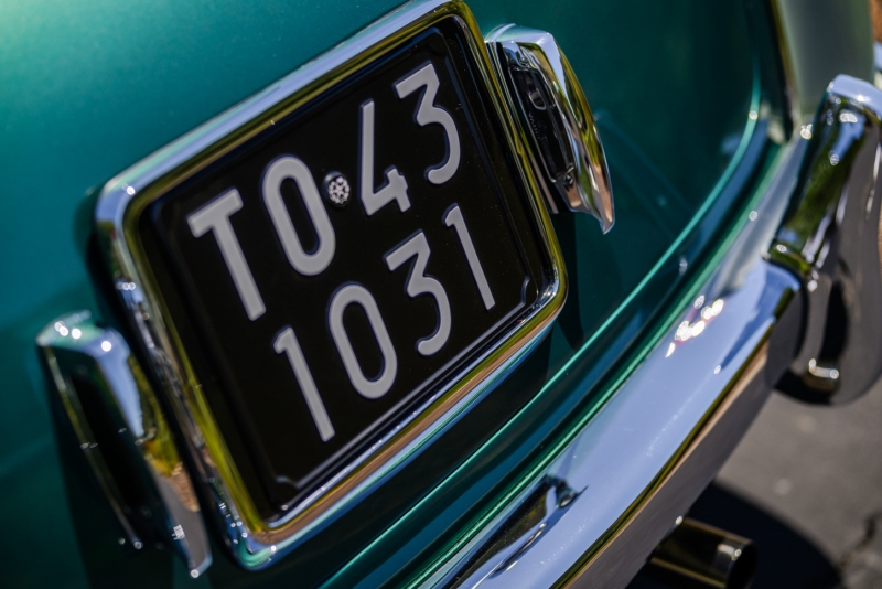 grundfor-italian-mercedes-300s-2-tone-265