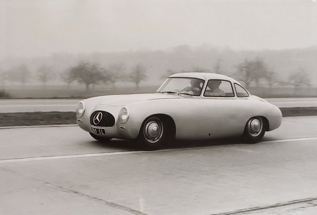 Photo Archive Vol. 4 - 1952 300SL - Scott Grundfor Company
