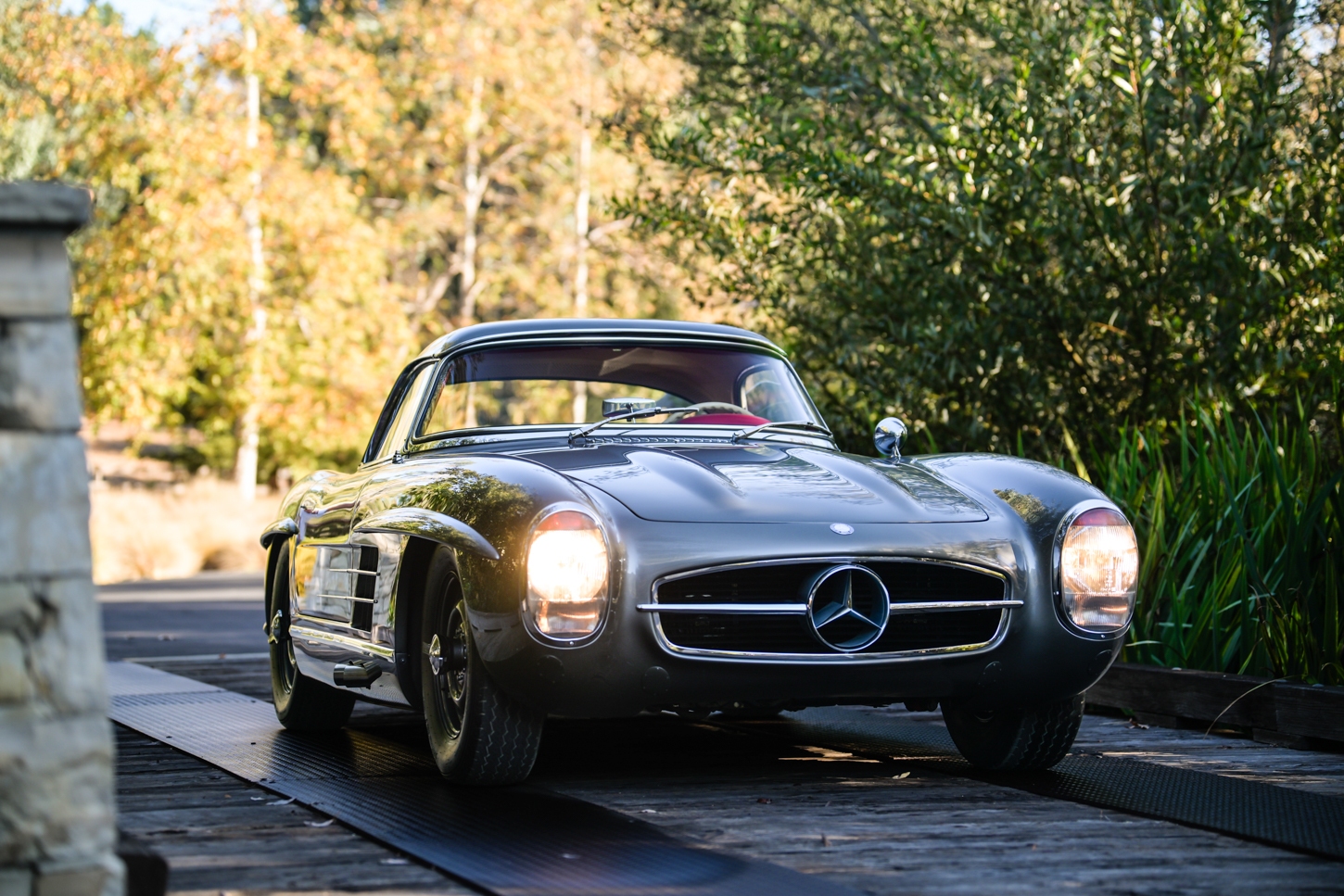 grundfor-mercedes-300sl-roadster-metallic-gray-027