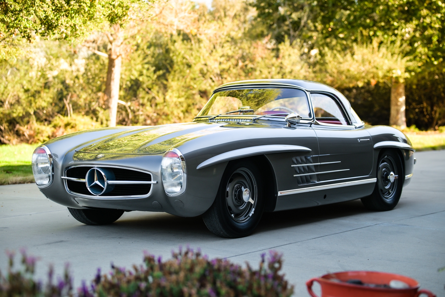grundfor-mercedes-300sl-roadster-metallic-gray-055