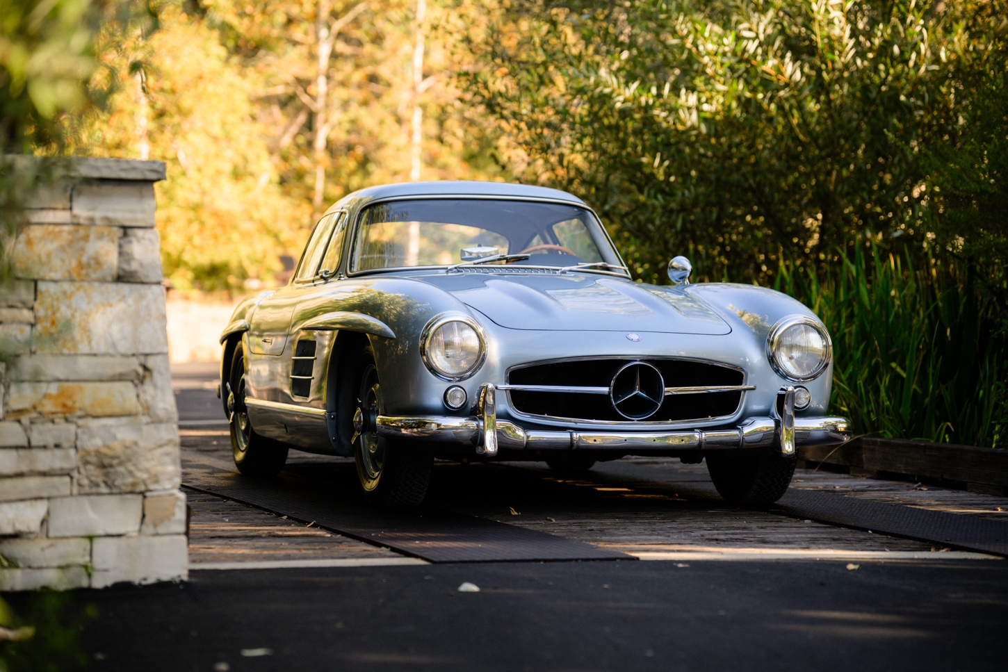 grundfor-mercedes-300sl-gullwing-light-blue-plaid-016