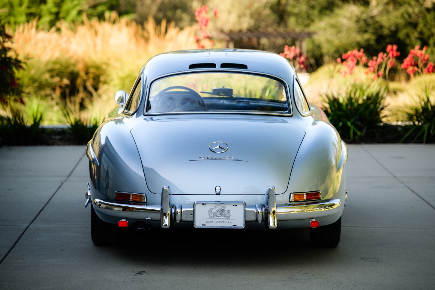 grundfor-mercedes-300sl-gullwing-light-blue-plaid-090