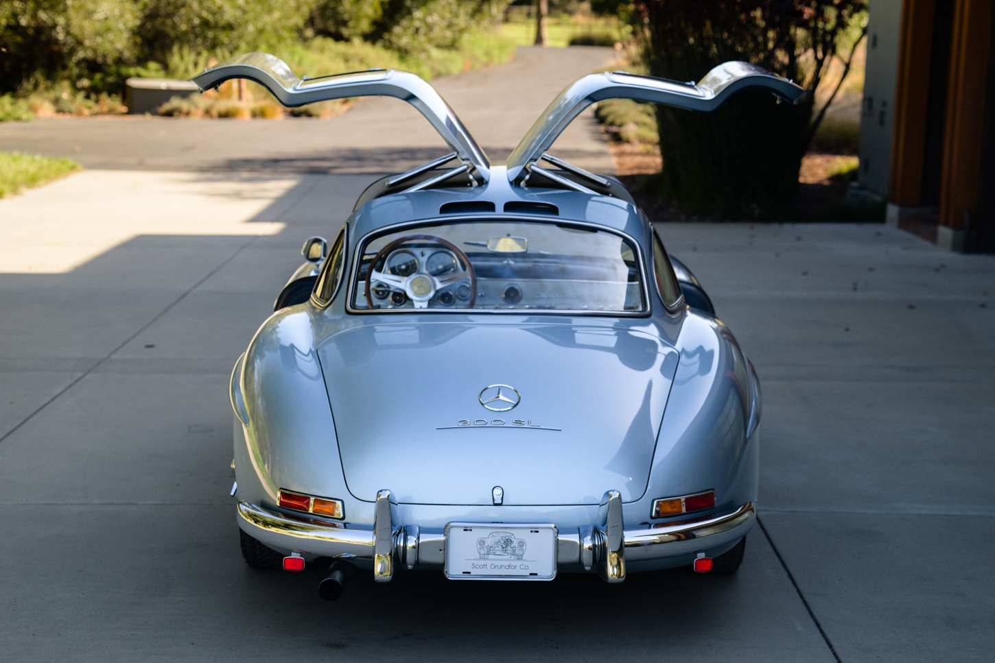 grundfor-mercedes-300sl-gullwing-light-blue-plaid-148