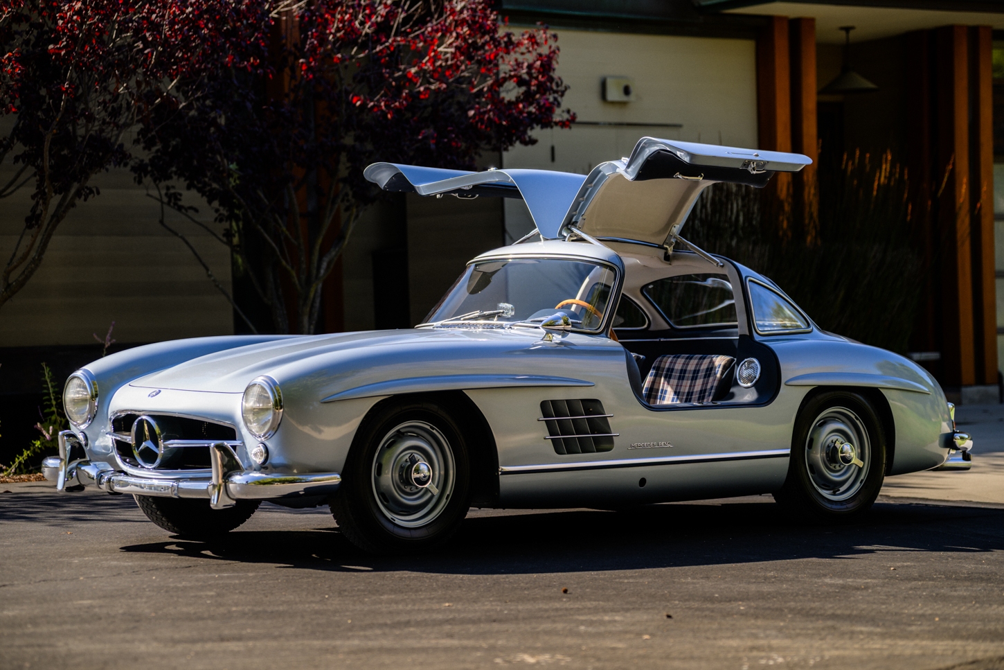 grundfor-mercedes-300sl-gullwing-light-blue-plaid-236