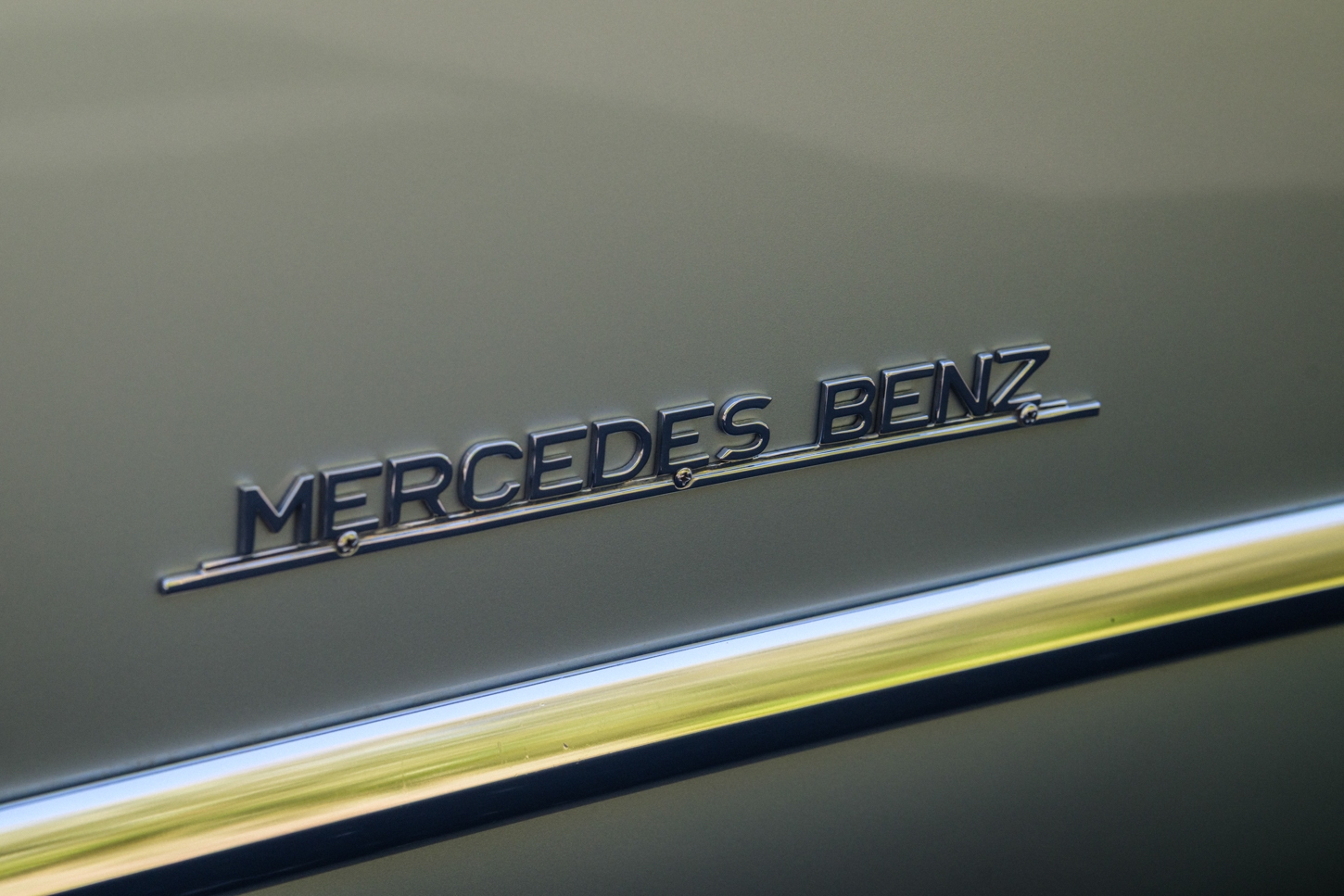 grundfor-mercedes-300sl-gullwing-light-blue-plaid-316