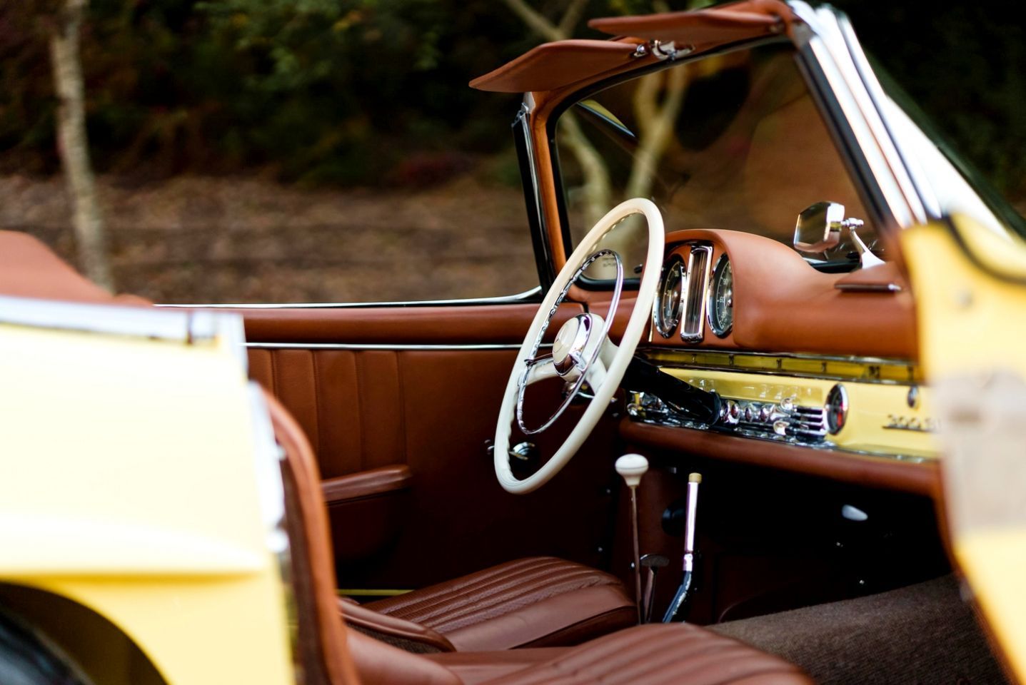 SOLD 1963 Mercedes-Benz 300SL Roadster - Scott Grundfor SOLD 1963 Mercedes-Benz 300SL Roadster - Scott Grundfor