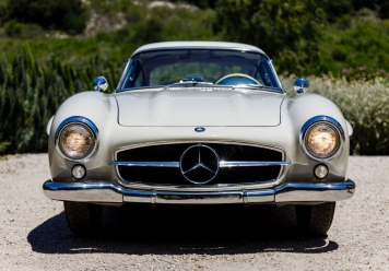 grundfor-20200505-300sl-gullwing-pearl-093