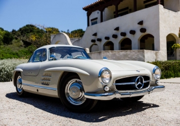 grundfor-20200505-300sl-gullwing-pearl-133