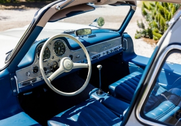 grundfor-20200505-300sl-gullwing-pearl-216
