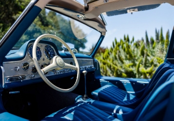 grundfor-20200505-300sl-gullwing-pearl-228