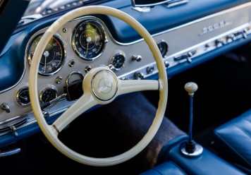 grundfor-20200505-300sl-gullwing-pearl-364