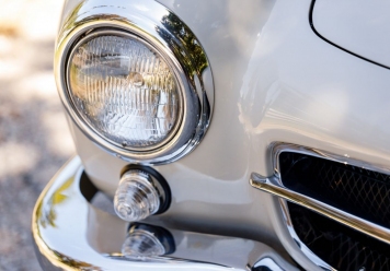 grundfor-20200505-300sl-gullwing-pearl-403