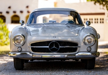 grundfor-20200505-300sl-gullwing-pearl-417