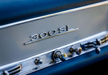 grundfor-20200505-300sl-gullwing-pearl-471