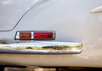 grundfor-20200505-300sl-gullwing-pearl-529