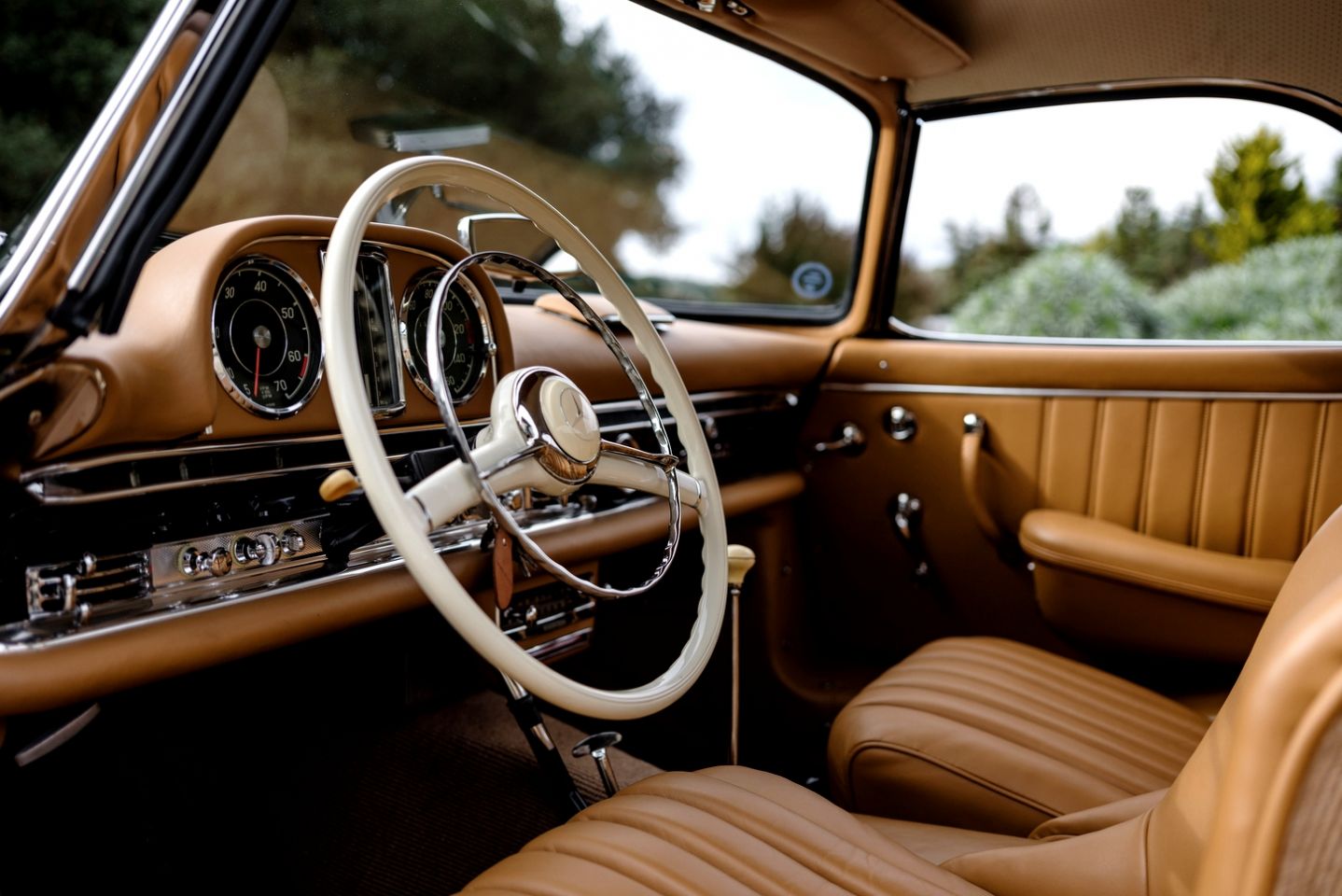 1_grundfor-20191215-300-sl-black-094