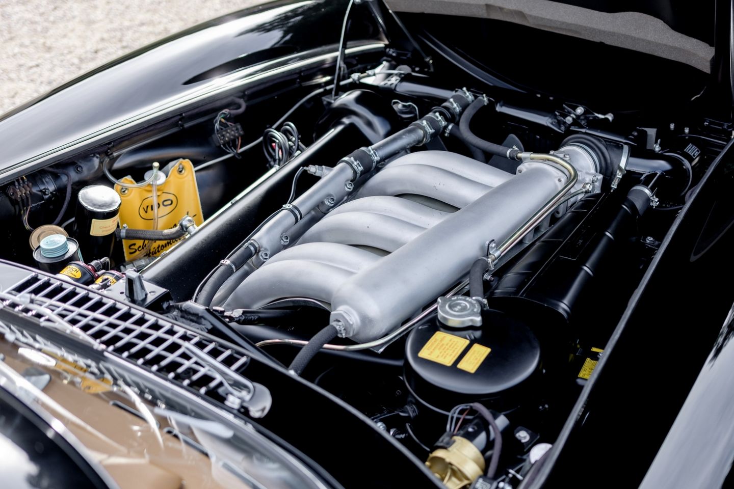 1_grundfor-20191215-300-sl-black-120