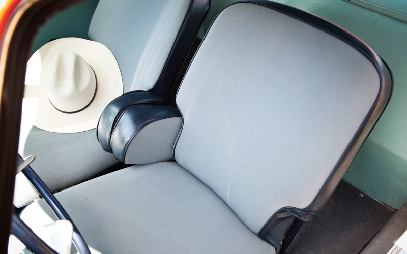 1955-ghia-gilda-driver-seat