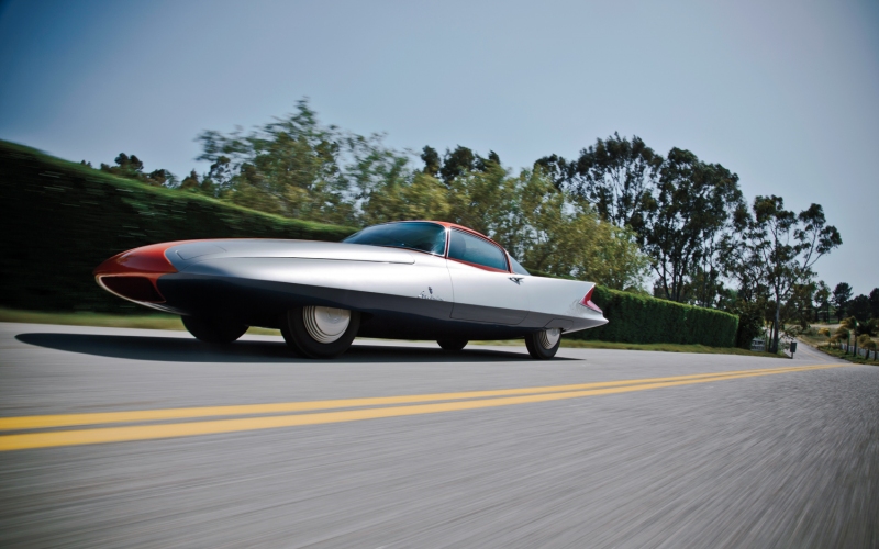1955-ghia-gilda-front-three-quarter-in-motion