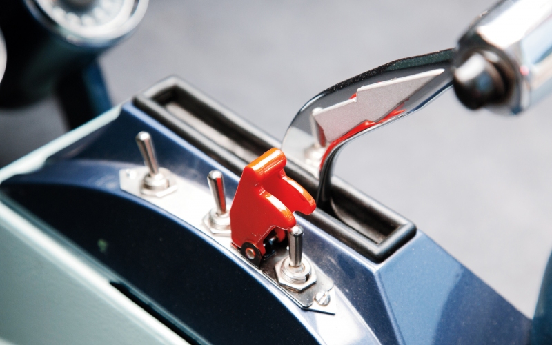 1955-ghia-gilda-switches