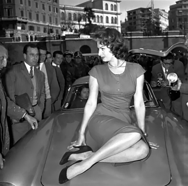 Sophia-on-the-hood-of-a-300sl