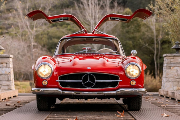 1955 Mercedes-Benz 300SL Gullwing - DB 534 Feuerwehrrot