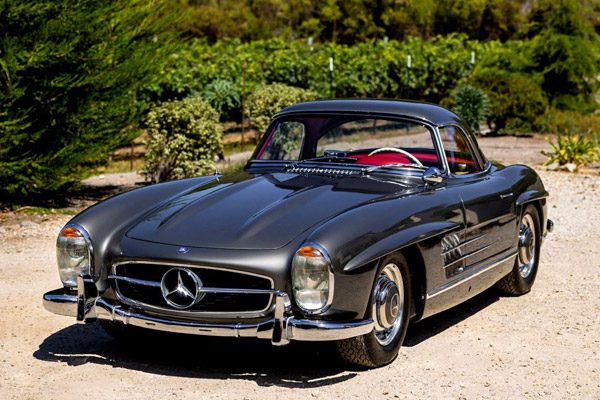 1961 Mercedes-Benz 300SL Roadster