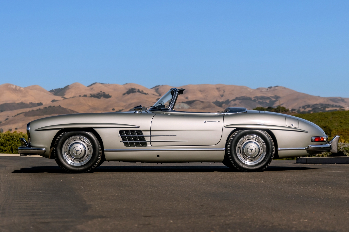 1957 MERCEDES-BENZ 300SL ROADSTER