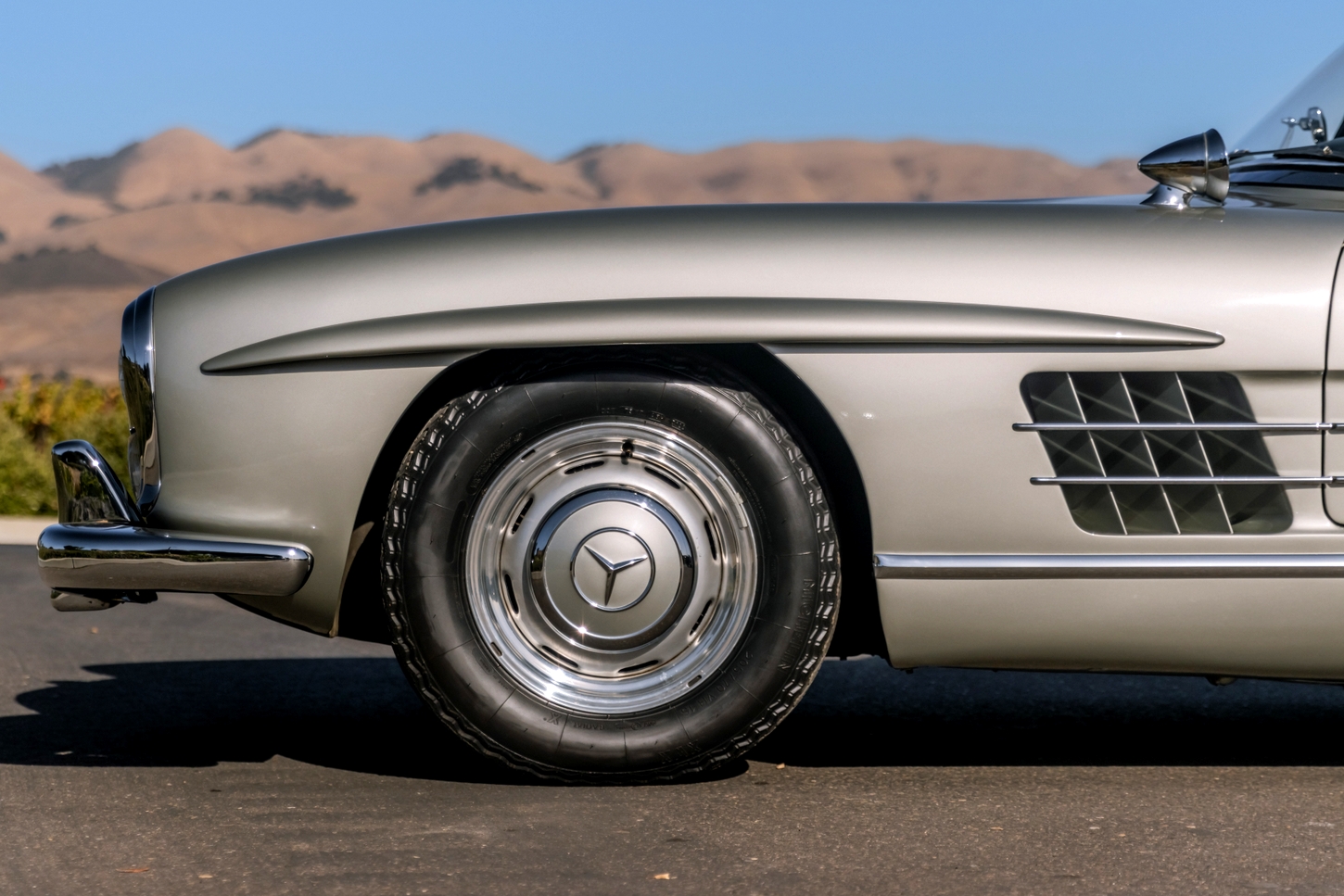 1957 MERCEDES-BENZ 300SL ROADSTER