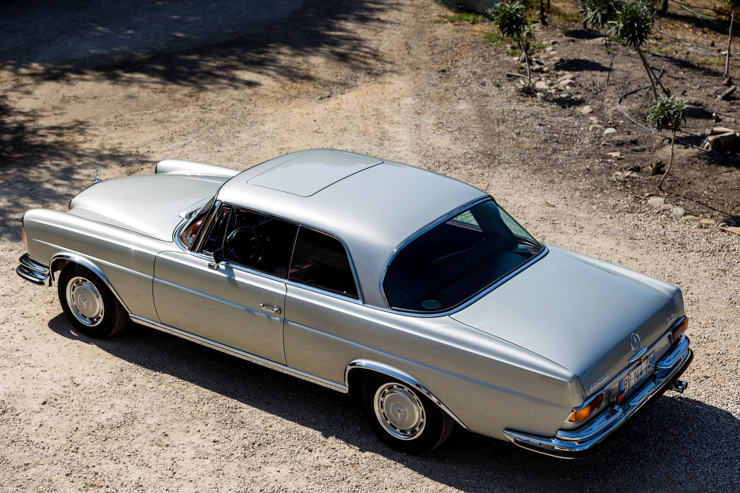 1970 Mercedes-Benz 280SE 3.5 Sunroof Coupe