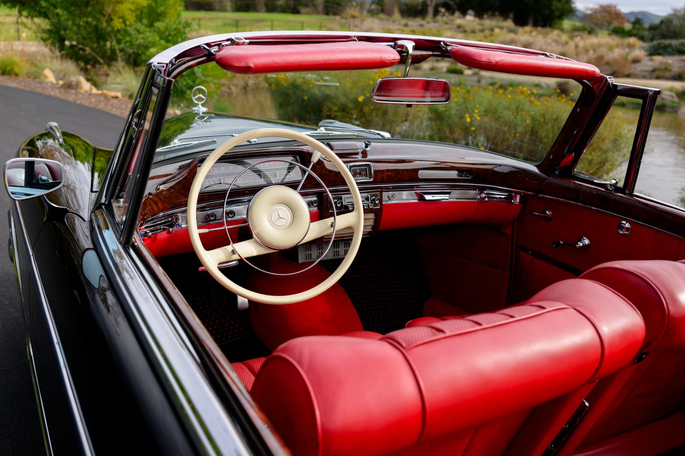 1960 Mercedes-Benz 220 SE Cabriolet