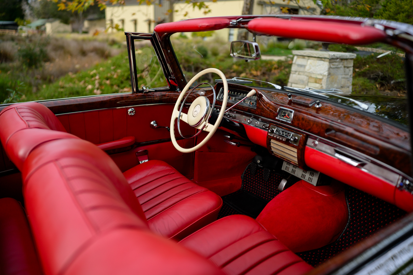 1960 Mercedes-Benz 220 SE Cabriolet