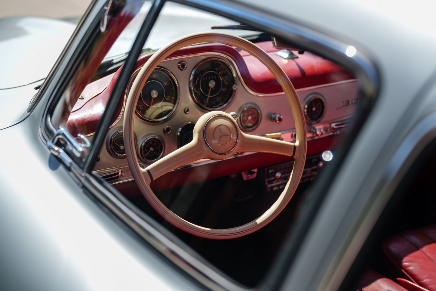 1957 MERCEDES-BENZ 300SL ROADSTER