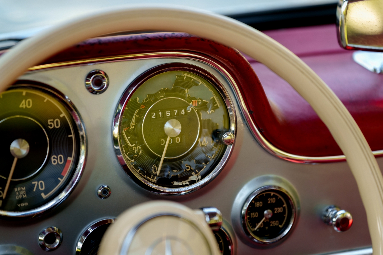 1957 MERCEDES-BENZ 300SL ROADSTER