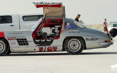 300SL Gullwing in the Salt Flats